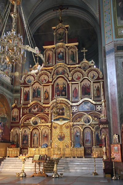 Иконостас Владимирского собора Задонского Рождество-Богородицкого мужского монастыря.