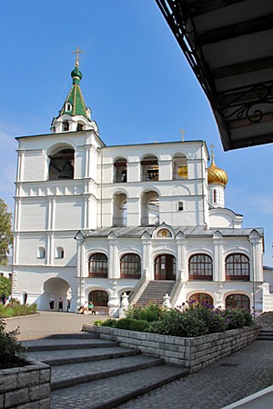 Свято-Троицкий Ипатьевский монастырь, Звонница.