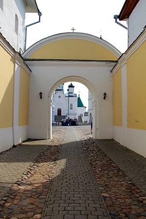 Свято-Троицкий Ипатьевский монастырь, Северные (Екатерининские) врата.