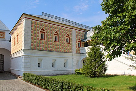 Свято-Троицкий Ипатьевский монастырь, Палаты бояр Романовых.