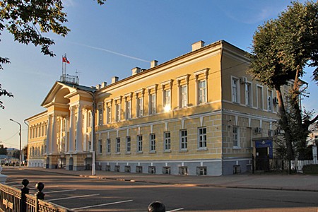 Кострома, Здание Присутственных мест — резиденция Администрации, Думы и Главы города.