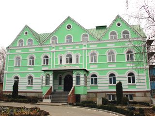 Задонск, Задонский Рождество-Богородицкий мужской монастырь, Монастырская гостиница.