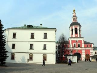 Данилов мужской монастырь в Москве, Больничный корпус и колокольня