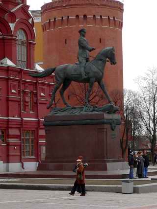 Памятник маршалу Советского Союза Георгию Константиновичу Жукову