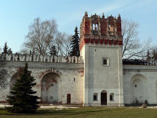 Новодевичий монастырь в Москве, Покровская (Воробьевская или Богородицкая) башня