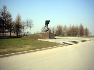Памятник пропавшим без вести солдатам без могил на Поклонной горе