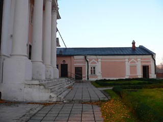 Хотьково, Покровский Хотьков женский монастырь. Ступени Покровского собора