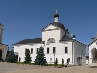 Серпухов, Церковь Покрова Пресвятой Богородицы в Высоцком монастыре.