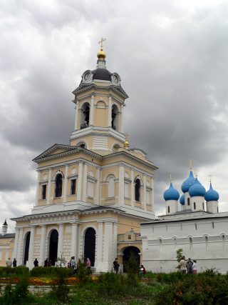 Серпухов, Высоцкий мужской монастырь, колокольня, Зачатьевский собор