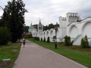 Дзержинский, Николо-Угрешский мужской монастырь, стены
