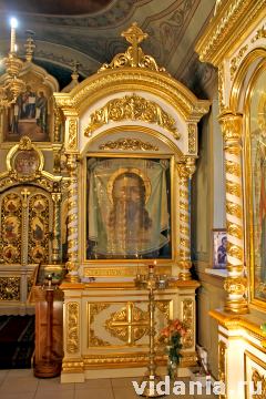 Убранство церкви Димитрия Солунского в Малахово