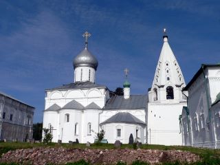 Троицкий собор и колокольня Свято-Троицкого Данилова монастыря
