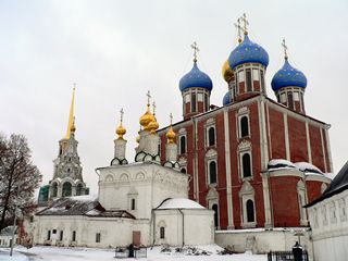 Рязань, Рязанский кремль, Церковь Богоявления (1647 г.) и Успенский собор