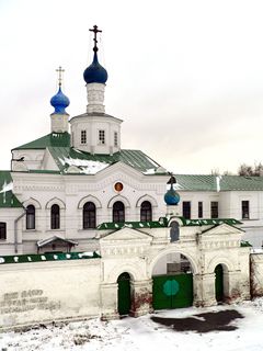 Рязань, Рязанский Кремль, Стены и башни Спасского монастыря