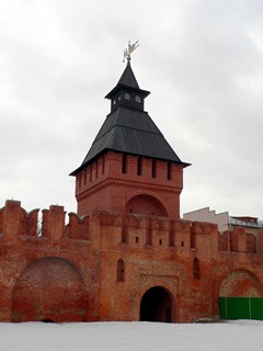 Тула, башня Пятницких ворот Тульского кремля