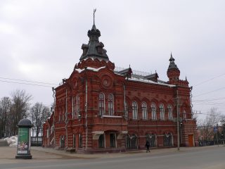 Владимир, Соборная площадь, здание городской думы