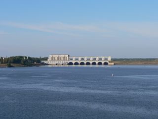 Угличская ГЭС.