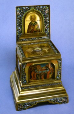 Ковчег с мощами святителя и чудотворца Николая, архиепископа Мирликийского