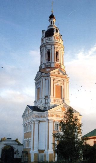 Колокольня с надвратной Свято-Никольской церковью, конец XVIП в.