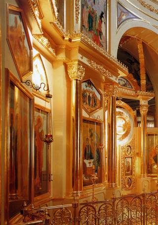 Интерьер собора Покровского монастыря