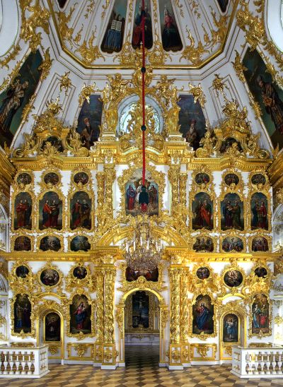 Иконостас церкви Святых Апостолов Петра и Павла Большого Петергофского дворца