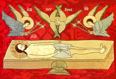 Плащаница с вышитым изображением снятого с креста тела Христа Спасителя. Галерея икон Щигры.